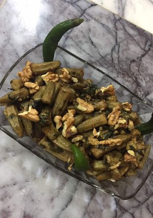 صورة لوصفة باميا بدبس الرمان