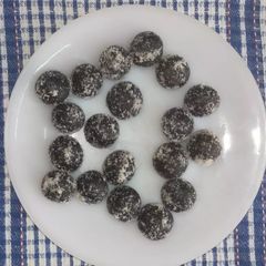 A picture of Oreo chocolate Laddoo for Ganesh.