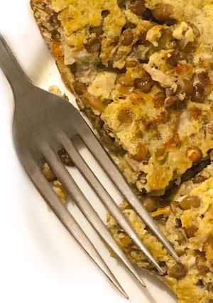 Una foto de Tortilla de lentejas con bacalao