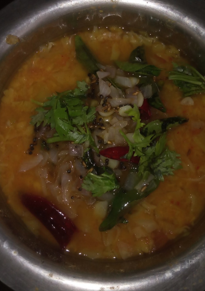 முட்டைக்கோஸ் சாம்பார் (Muttaikosh sambar recipe in tamil) செய்முறை முக்கிய புகைப்படம்