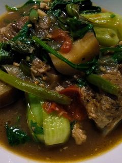 A picture of Pork rib sinigang.