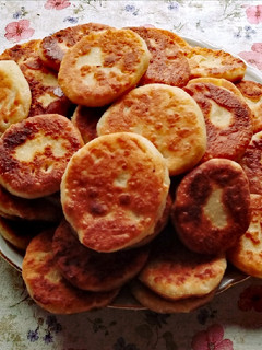 Olajban sütött krumplis pogácsa recept fotója