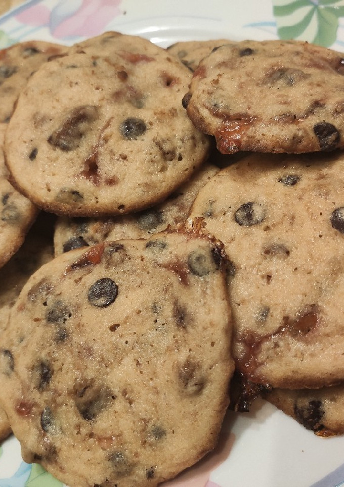Una foto de Cookies rellenas de mermelada de fresa