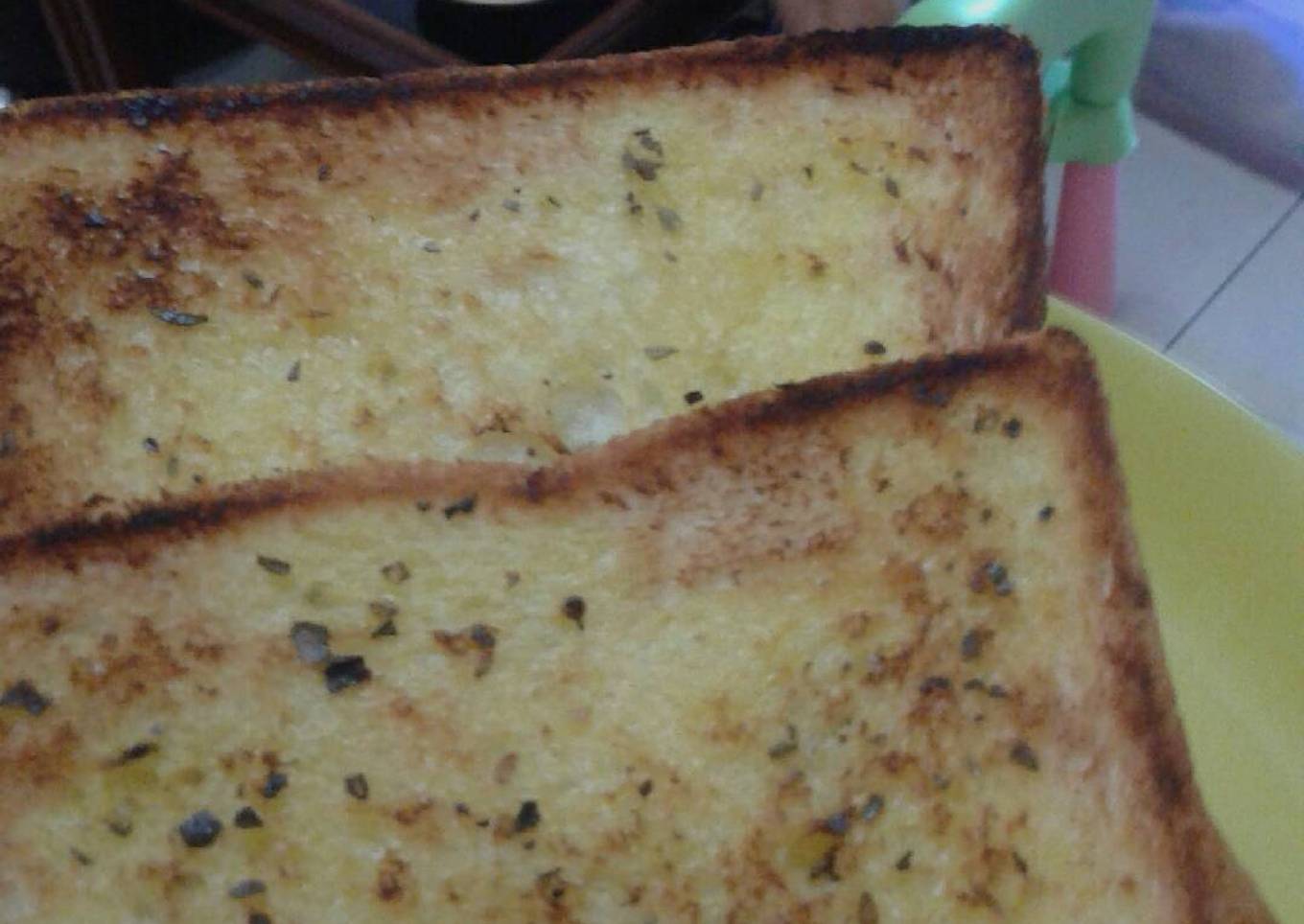 Oregano Bread Toast ala Alia