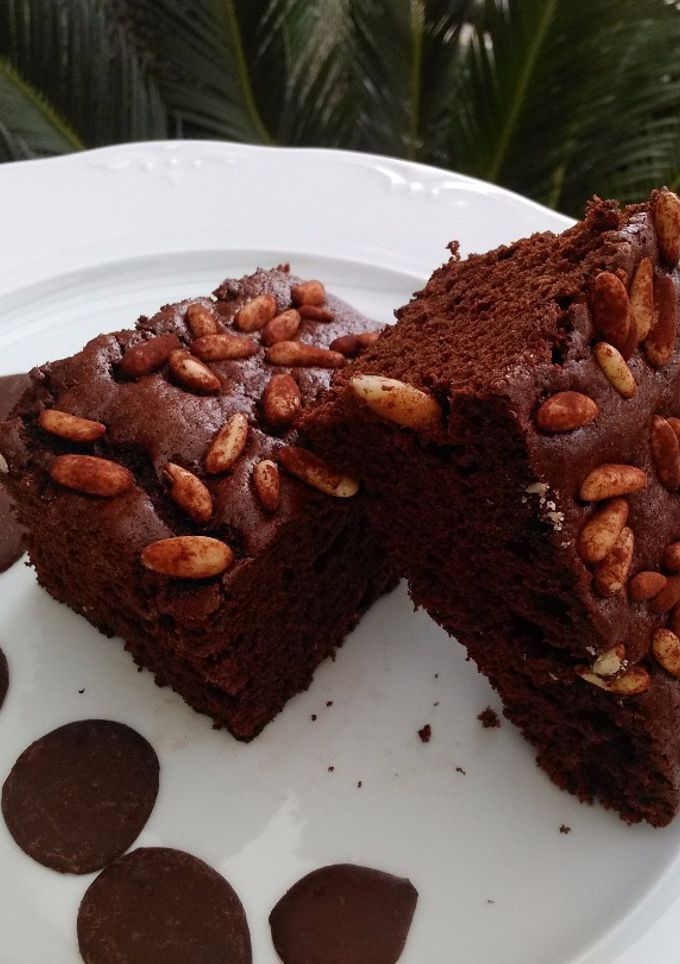 Una foto de Brownie con piñones
