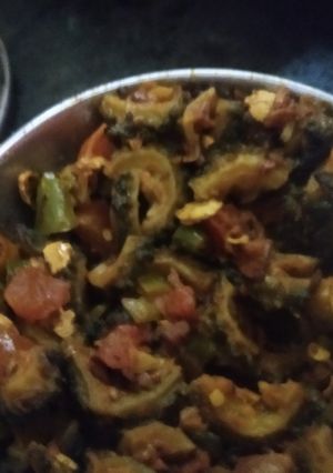 A picture of Karela ki sabji.