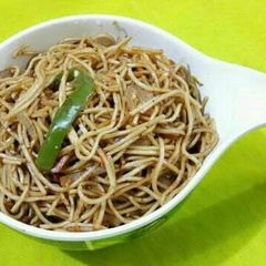 Veg noodles A picture of Veg noodles.