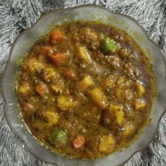 A picture of Colourful Gatta Curry.