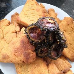 A picture of Mithi fry roti gajj with karela.