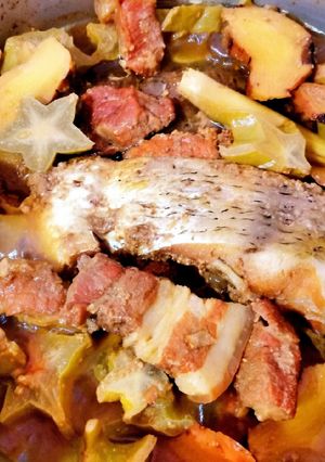 Hình của món Cá kho khế chua.