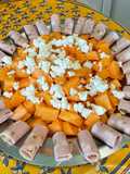 Salade composée de melon à la mortadelle farcie et feta