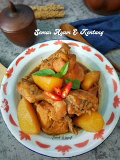 Foto resep Semur Ayam & Kentang