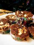 ચોકલેટ મફીન્સ (Chocolate Muffins Recipe In Gujarati)