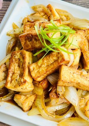 洋蔥豆腐燒 / 銅板料理 的食譜成品照片