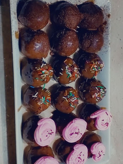 A picture of With leftover cake recipe.