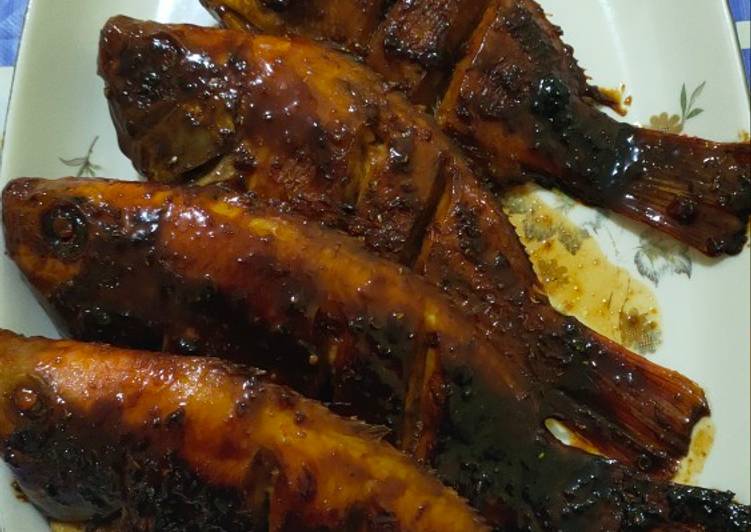 Bagaimana Membuat Ikan Bakar Simpel ala Mami Nita, Enak