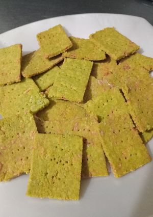Una foto de Crackers de Arvejas y queso