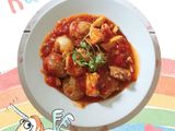 Thịt viên bọc trứng cút sốt cà chua