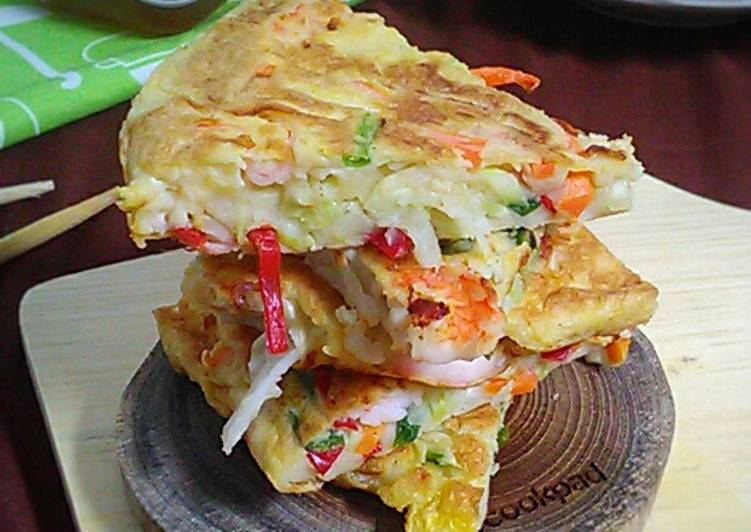 Pajeon (Korean Savory Pancake)