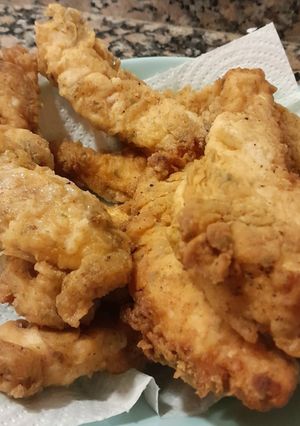 Una foto de Pollo frito parecido al KFC