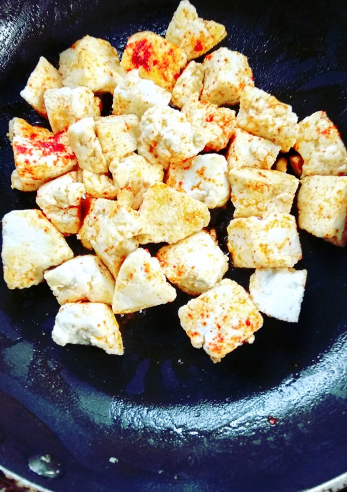 मसाला पनीर (masala paneer recipe in Hindi) रेसिपी मुख्य फोटो