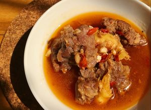 Hình của món Bò kho gừng.