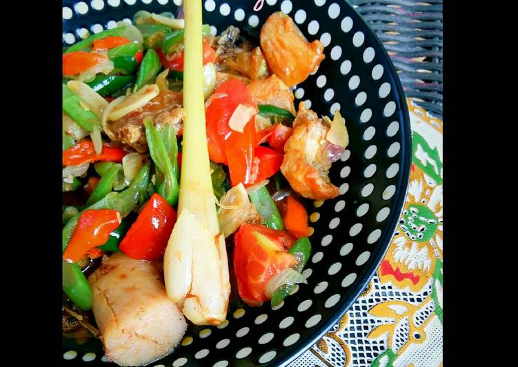 Bumbu meracik Oseng2 Ikan Asin-Buncis Pedas Lezat