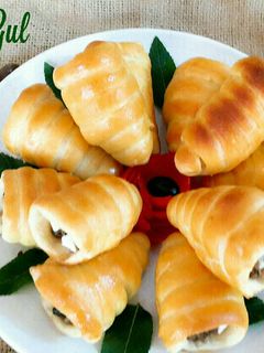 صورة لوصفة فطائر باللحمة المفرومة والجبنة