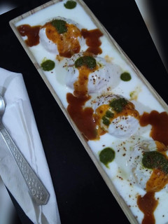 दही वड़ा (dahi vada recipe in Hindi) रेसिपी मुख्य फोटो