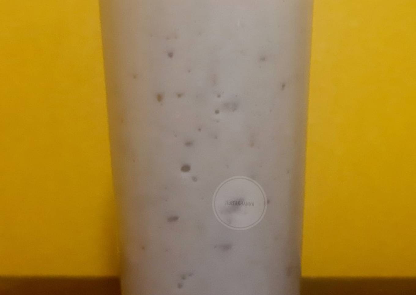 Banana Almond MilkShake