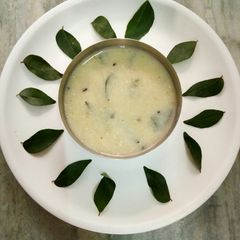 A picture of Khatti meethi Gujrati kadi.