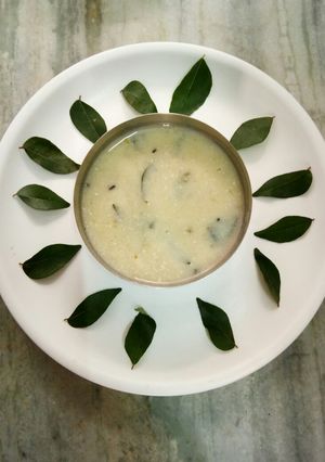 A picture of Khatti meethi Gujrati kadi.