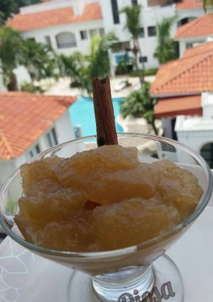 Una foto de Dulce de cáscara de naranja Dominicano