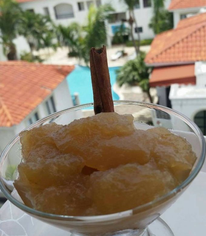 Una foto de Dulce de cáscara de naranja Dominicano