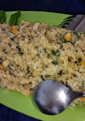 A picture of Methi malai cheesy pasta.