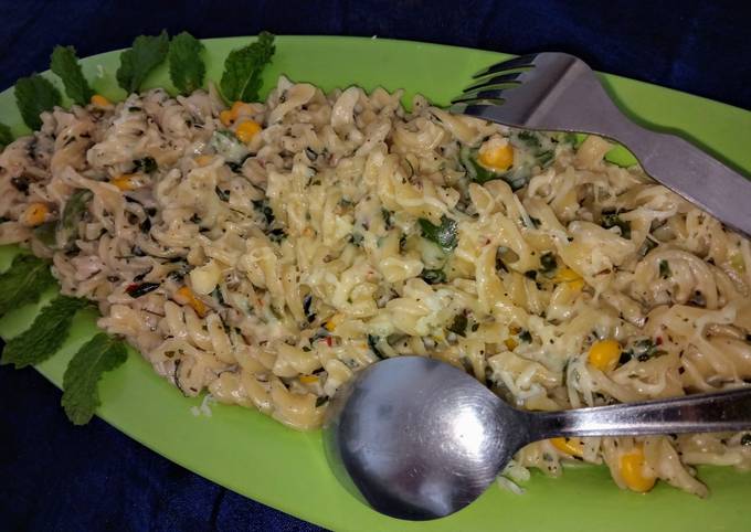 Methi malai cheesy pasta