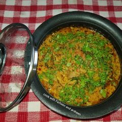 A picture of Karahi gosht Dhaba style.