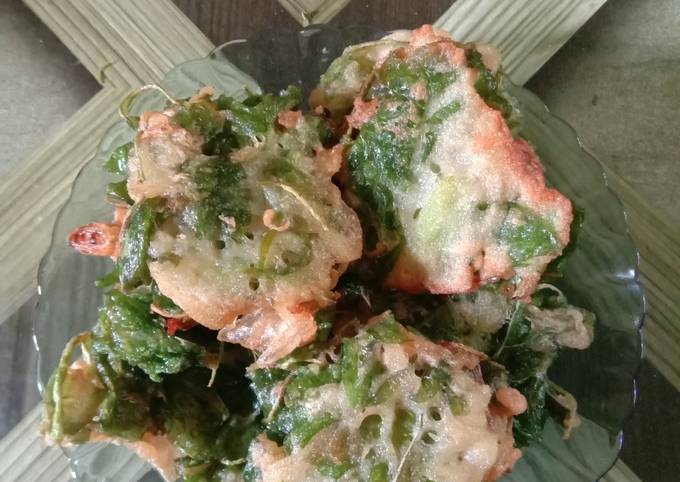 Resep Bakwan bayam kriuk Resep Bakwan bayam kriuk