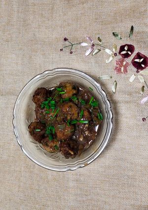 A picture of Vegetable Manchurian.