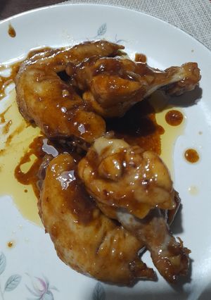 Una foto de Alitas de pollo a la cerveza