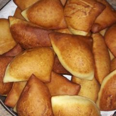 A picture of Mahamri.