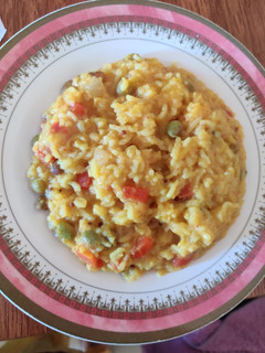 વઘારેલી ખીચડી (Vaghareli Khichdi Recipe in Gujarati) રેસીપી મુખ્ય ફોટો