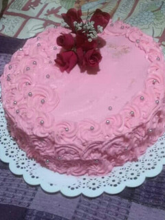 Una foto de Torta sin huevo y, con merengue suizo