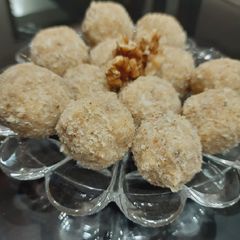 Walnut laddoo A picture of Walnut laddoo.