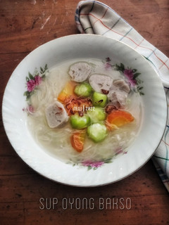 Foto resep Sup Oyong Bakso