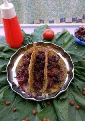 A picture of Beetroot Mix Salad Chapati Tacos.