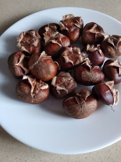 Una foto de Castañas al horno