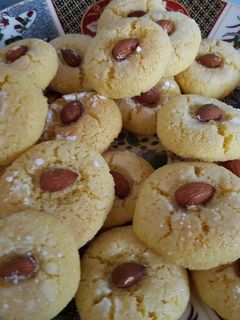 صورة لوصفة غريبة الكوك وسميدة