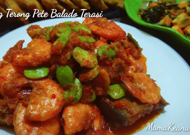 Bagaimana Membuat Udang 🦐 Terong Pete Balado Terasi yang Lezat