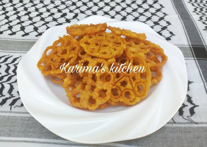 Hikima Traditional Waffles Girki Daga Karima S Kitchen Cookpad